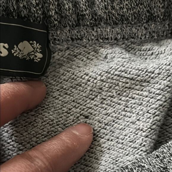 Roots | Original Sweatpant Size S (estimate) - Picture 9 of 15